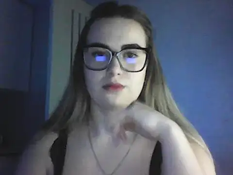 Snapshot of GoddessTenderness chatting on 14, 2, 2025 GoddessTenderness online show from 14, 2, 2025