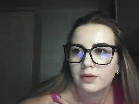 Snapshot of GoddessTenderness chatting on 16, 2, 2025 GoddessTenderness online show from 16, 2, 2025