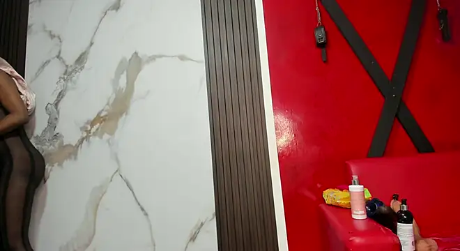 ebony valentina online show from 10, 10, 2025