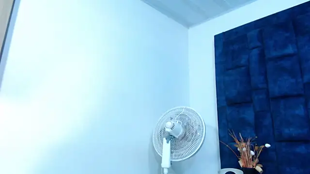 Sara Sex77 online show from 23, 9, 2025