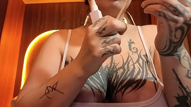 Anni acker b online show from 13, 3, 2026