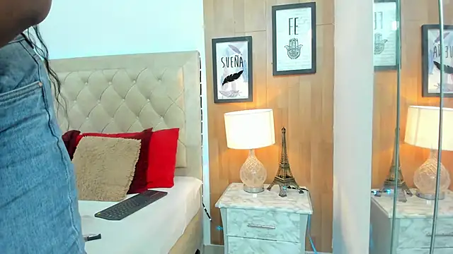 KimberlyBigBoobs online show from 20, 10, 2025