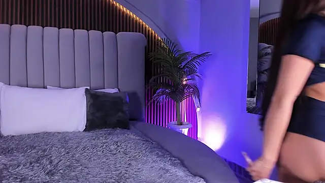 MelanieHillss online show from 10, 1, 2026