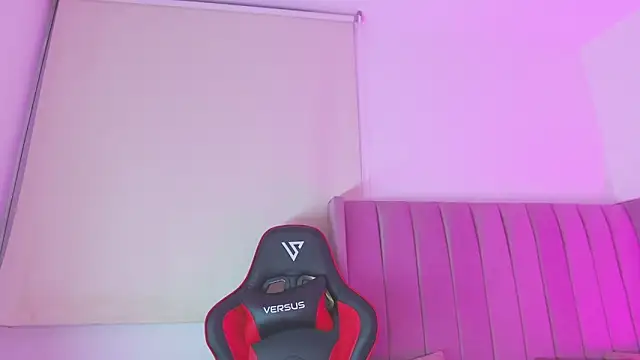 KateBonnet online show from 7, 3, 2025