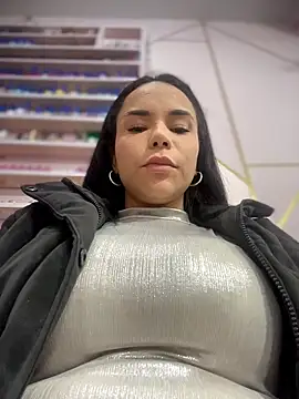 Naatalia online show from 17, 12, 2025