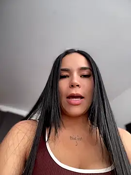 Snapshot of Naatalia chatting on 7, 6, 2026 Naatalia online show from 7, 6, 2026