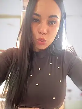 Naatalia online show from 8, 11, 2025