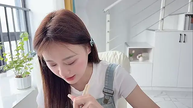 Cassie-20 online show from 19, 10, 2025