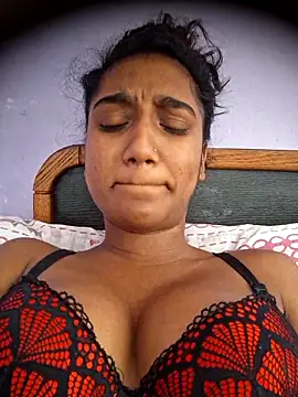 indianpink lips online show from 8, 5, 2026