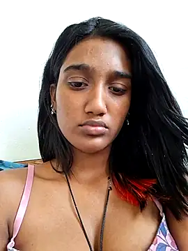 Snapshot of indianpink_lips chatting on 17, 3, 2025 indianpink lips online show from 17, 3, 2025