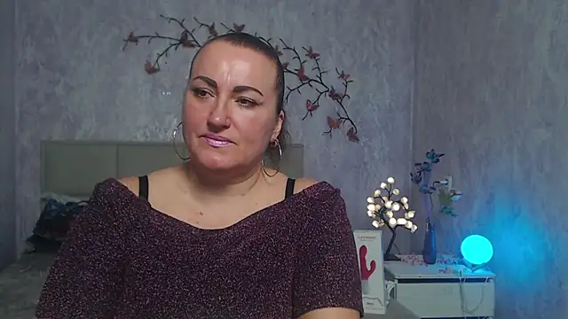 DianaMGG online show from 10, 3, 2026