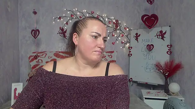 DianaMGG online show from 10, 2, 2026