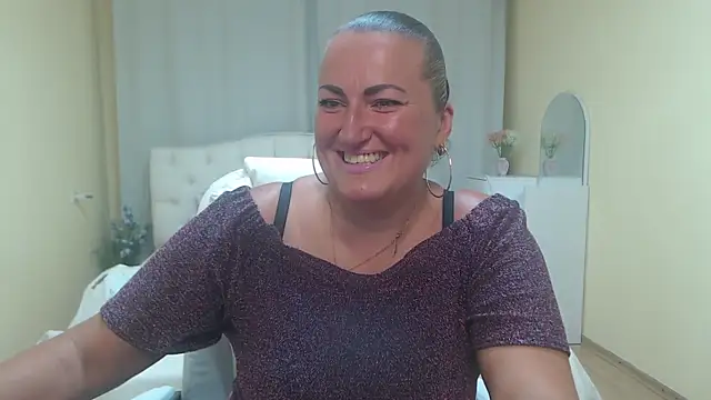 Snapshot of DianaMGG chatting on 21, 7, 2026 DianaMGG online show from 21, 7, 2026
