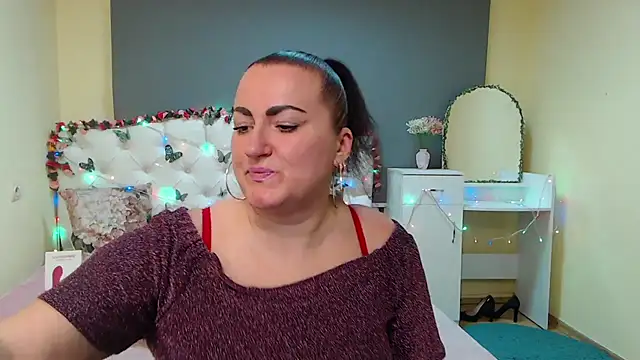 DianaMGG online show from 6, 3, 2026