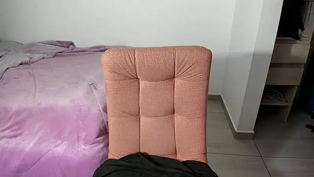 Greciaruiz  online show from 6, 2, 2026