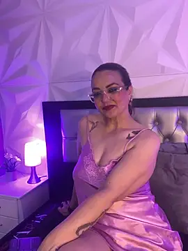 Snapshot of Azaahara_ chatting on 19, 5, 2026 Azaahara online show from 19, 5, 2026