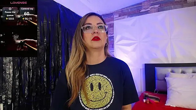 Azaahara  online show from 5, 11, 2025