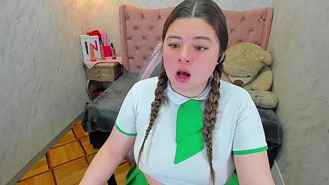 Lianngrace online show from 13, 5, 2026