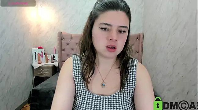 Lianngrace online show from 10, 3, 2025