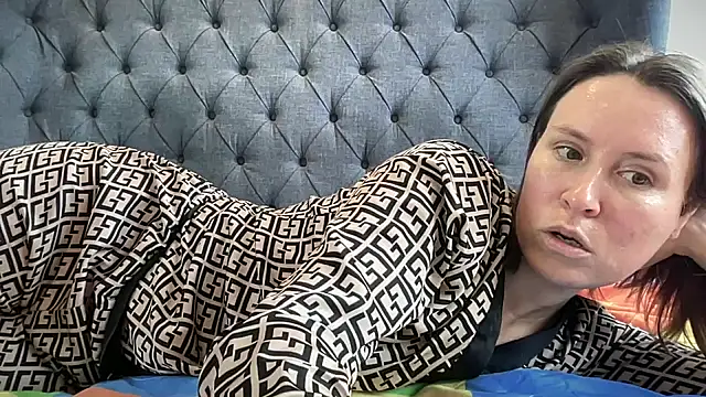 eatmypie69 online show from 11, 11, 2025