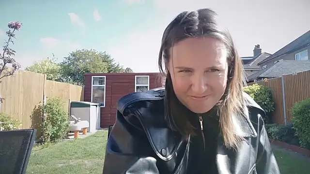 eatmypie69 online show from 21, 4, 2026