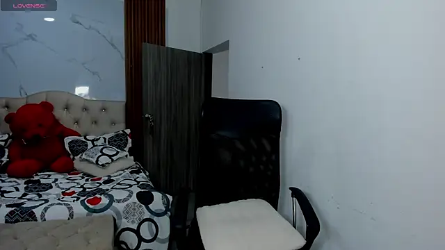 ZahraRose online show from 16, 3, 2026