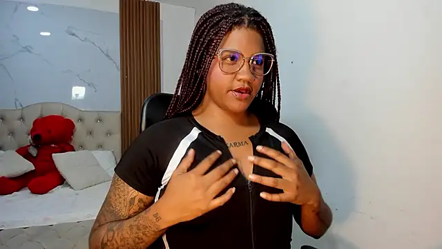 ZahraRose online show from 6, 3, 2026