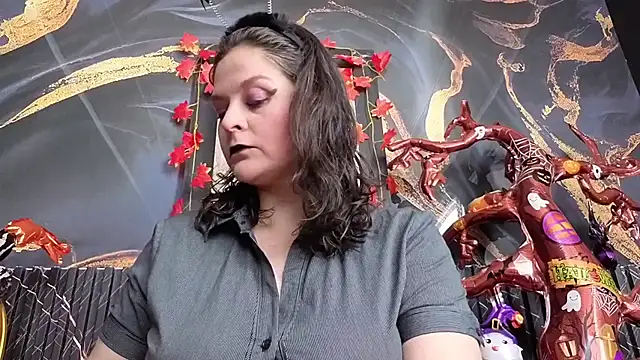 AmandaKovich online show from 28, 10, 2025