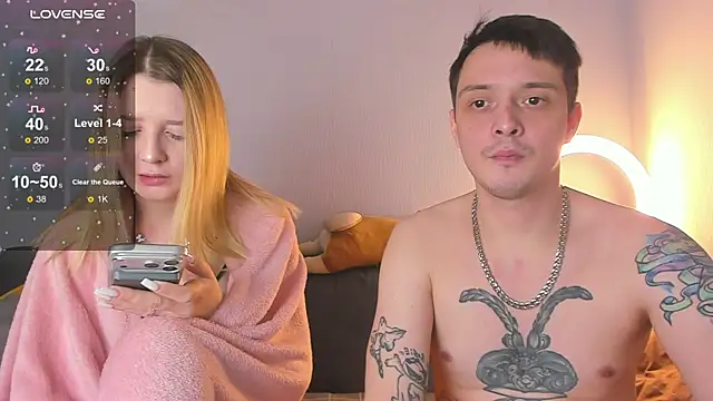 Snapshot of OnePunchGirl chatting on 21, 10, 2025 OnePunchGirl online show from 21, 10, 2025