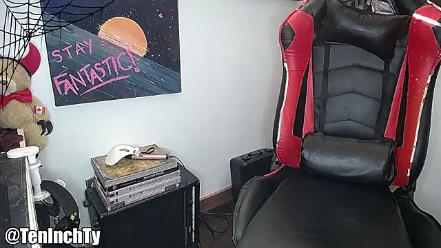 Snapshot of teninchty chatting on 22, 10, 2025 teninchty online show from 22, 10, 2025