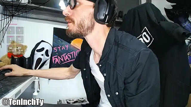 Snapshot of teninchty chatting on 9, 10, 2025 teninchty online show from 9, 10, 2025