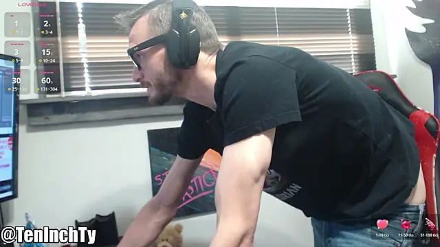 Snapshot of teninchty chatting on 24, 11, 2025 teninchty online show from 24, 11, 2025