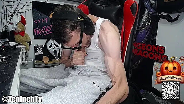 Snapshot of teninchty chatting on 31, 10, 2025 teninchty online show from 31, 10, 2025