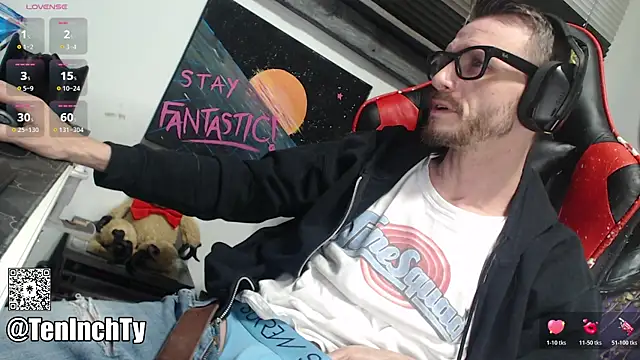 Snapshot of teninchty chatting on 17, 11, 2025 teninchty online show from 17, 11, 2025