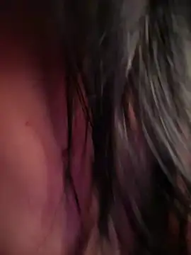 YoungHotMilf97 online show from 5, 4, 2026