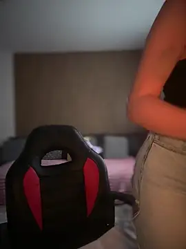 YoungHotMilf97 online show from 14, 2, 2026