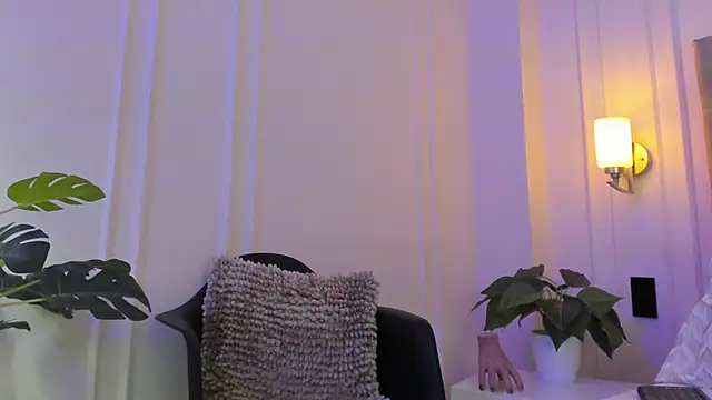 Snapshot of JasmineRoss_1 chatting on 29, 10, 2025 JasmineRoss 1 online show from 29, 10, 2025