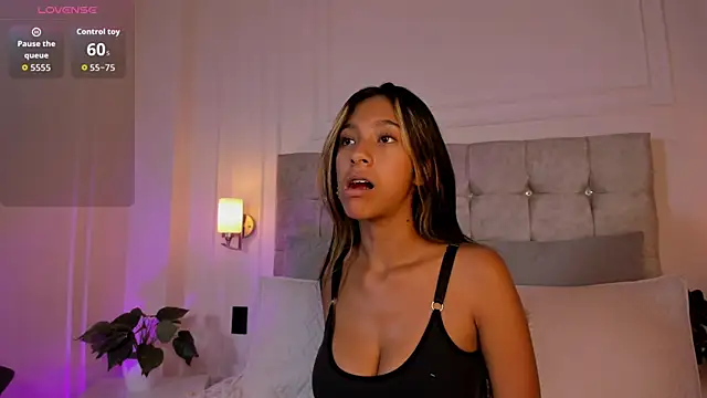 Snapshot of JasmineRoss_1 chatting on 22, 11, 2025 JasmineRoss 1 online show from 22, 11, 2025