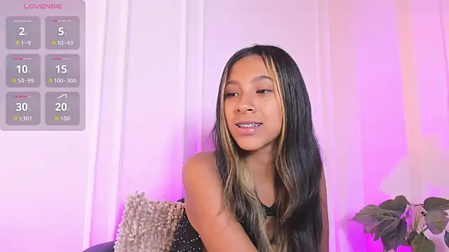 Snapshot of JasmineRoss_1 chatting on 27, 11, 2025 JasmineRoss 1 online show from 27, 11, 2025