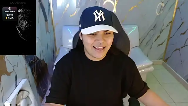 melany rouse18 online show from 15, 4, 2026