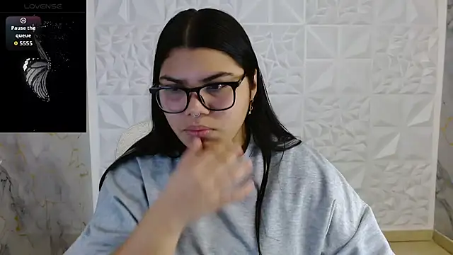 Snapshot of melany_rouse18 chatting on 16, 7, 2026 melany rouse18 online show from 16, 7, 2026