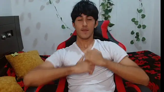 Snapshot of neithanzynxx chatting on 19, 2, 2025 neithanzynxx online show from 19, 2, 2025
