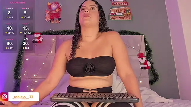  Ashley 33 online show from 17, 12, 2025