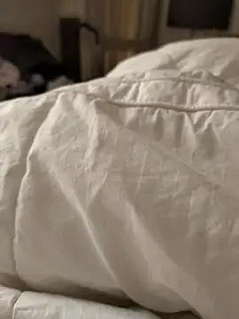 Loly2025 online show from 20, 2, 2025