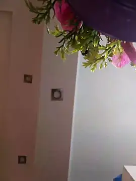 Loly2025 online show from 19, 2, 2025