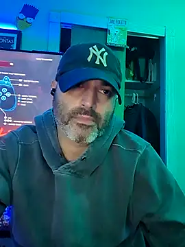 Snapshot of Novabear6996 chatting on 12, 9, 2025 Novabear6996 online show from 12, 9, 2025