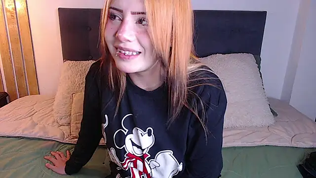 Snapshot of fyreandfox_ chatting on 26, 6, 2026 fyreandfox online show from 26, 6, 2026