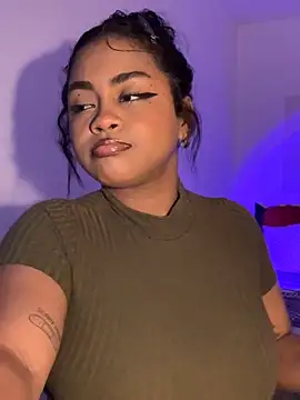 Dahiana Giil online show from 29, 10, 2025