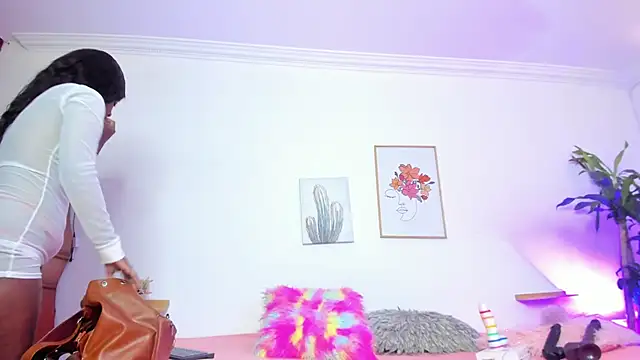 Snapshot of naomy_68 chatting on 11, 3, 2025 naomy 68 online show from 11, 3, 2025