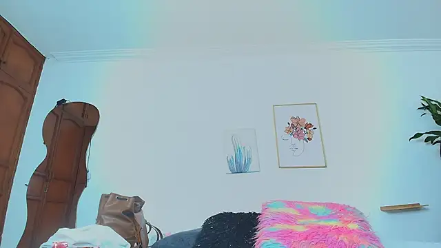 Snapshot of naomy_68 chatting on 8, 3, 2025 naomy 68 online show from 8, 3, 2025